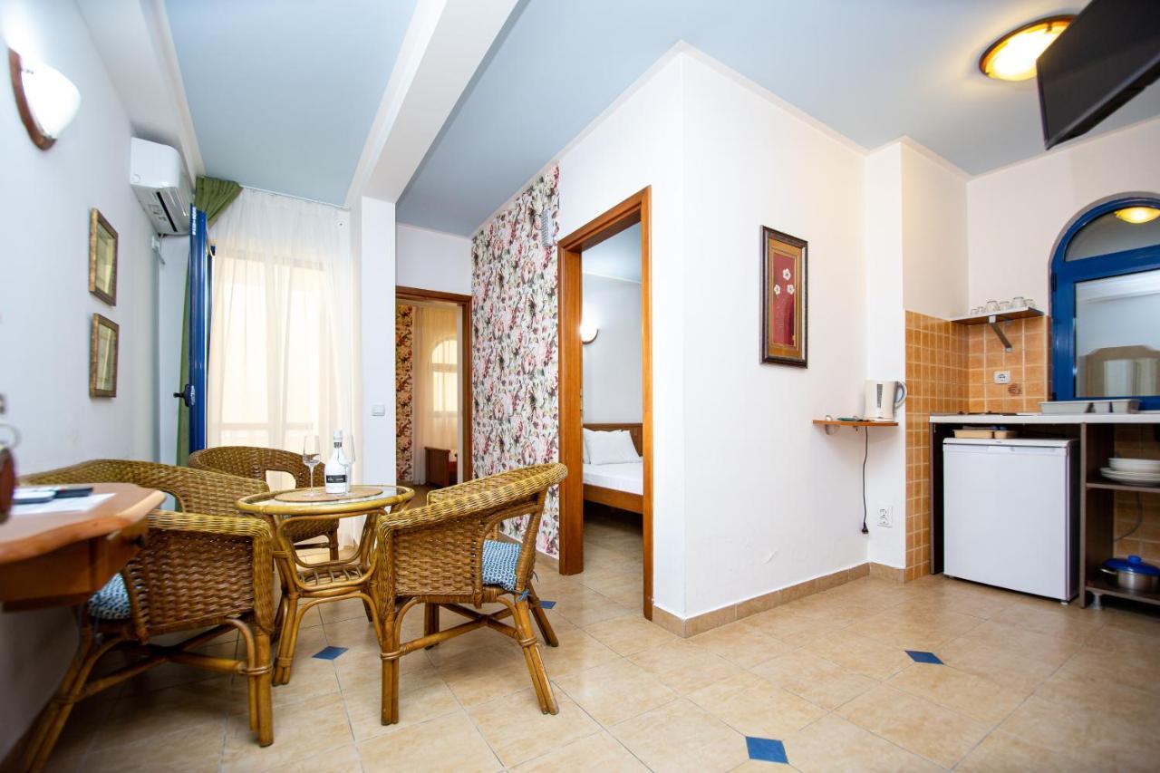 Tanja Apartments Rafailovici Exterior photo